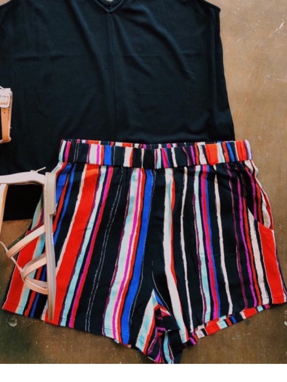 NWT Knot Sisters Striped Multicolor Elastic-Waist Shorts size x-small revolve